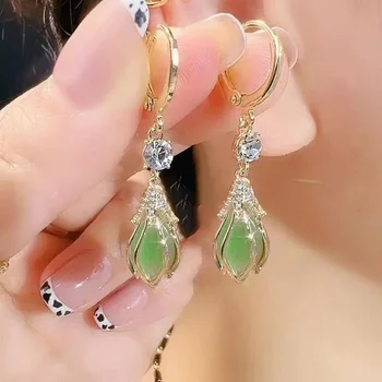 Exquisite Fashion Verde Opala Dangle Brincos para Mulheres Versáteis Diamante de Cristal Temperamento Brinco Pingente Parte Presente da Jóia