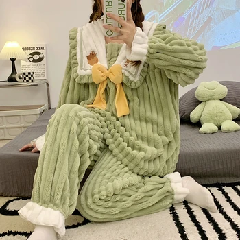 Espessamento Do Coral De Veludo Inverno Pijama Conjunto Para A Mulher Doce Princesa Verde Lapela Arco Pijamas Quentes De Flanela Homewear Pijamas Bonitos