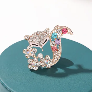 Senhoras de Alta qualidade Broche de Diamante da Raposa Ramo de Roupas femininas Acessórios de Lazer Simples Animal Esmalte Pin de Lapela Presente Para o Amor