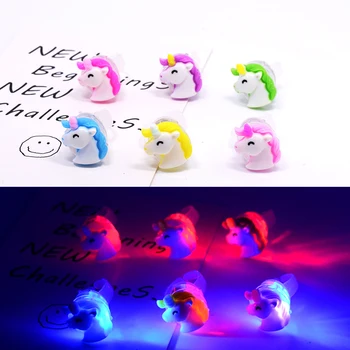 5pcs Flash Unicórnio Anéis Luminosos Animal Princesa de Brinquedos para as Crianças dos desenhos animados do Dedo de Luz Brilhante Brinquedos de Crianças, Menina de Festa Presente