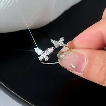 Brilhante Bonito Borboleta de Cristal de Zircão Anéis para Mulheres Meninas coreano Minimalista, aliança de Casamento Anel Ajustável Cor de Prata Anel de Jóias