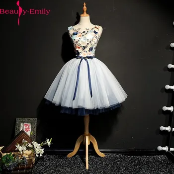 Beleza Emily Encantador O Pescoço Apliques Beading Vestidos de Baile 2020 Moda sem Mangas até o Lace Up de Volta Cocktail Vestido de baile com Faixas