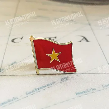 Vietnã Bandeira Nacional Alfinetes De Lapela Cristal Epóxi Metal Esmalte Emblema De Pintura Broche Lembrança Do Terno De Personalidade Presentes Comemorativos